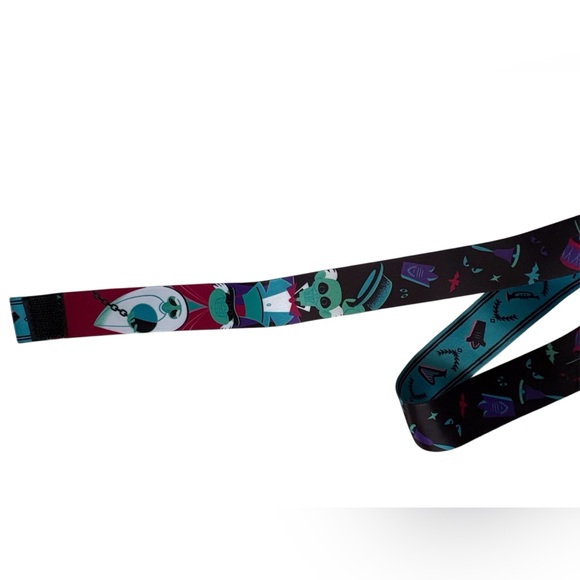 Disney Pins Haunted Mansion Reversible Lanyard with Removable Keychain - Picture 5 of 7